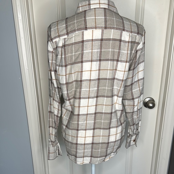 Old Navy Plaid Button-Up Shirt size small - Picture 2 of 4